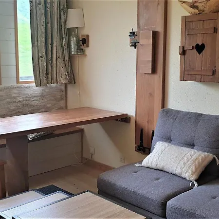 Rénové 3/4 Pers · Balcon Sud · Aux Pieds - Fr-1-181-2580 La Plagne